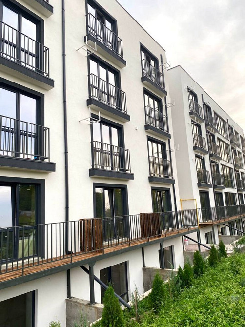 Продам велику квартиру - студію з ремонтом Гостомель - изображение 8