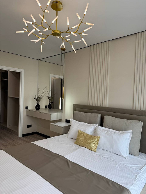 Дизайнерська 2 кімнатна квартира в центрі Ивано-Франковск - изображение 4