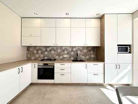 2-кімнатна квартира з якісним ремонтом, Містечко центральне Ивано-Франковск