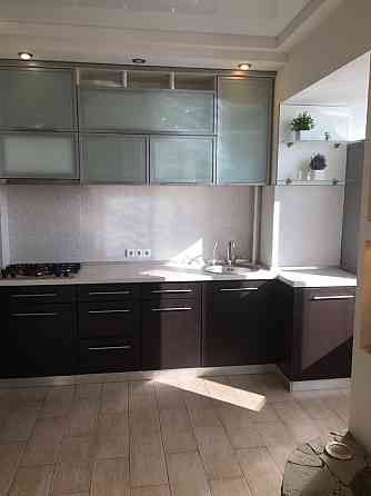 Поодам 1-ну квартиру Центр Листопад !! Полтава