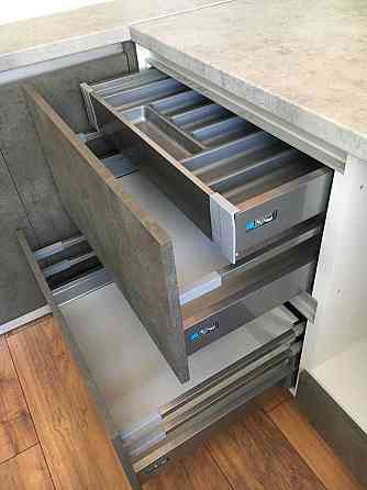 Квартира с ремонтом в новом доме Таирово Одеса