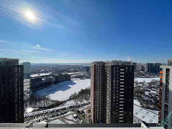 Продаж 3-кімнатної квартири з панорамним видом у ЖК Seven Київ