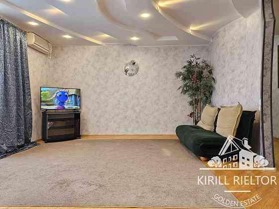 Продается 3-к квартира по улице Тепличная (Строителей, Слобожанское) Слобожанське