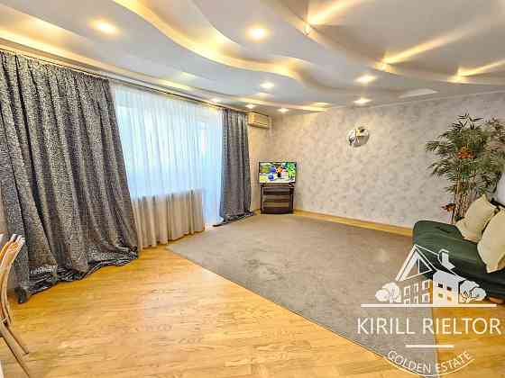 Продается 3-к квартира по улице Тепличная (Строителей, Слобожанское) Слобожанське