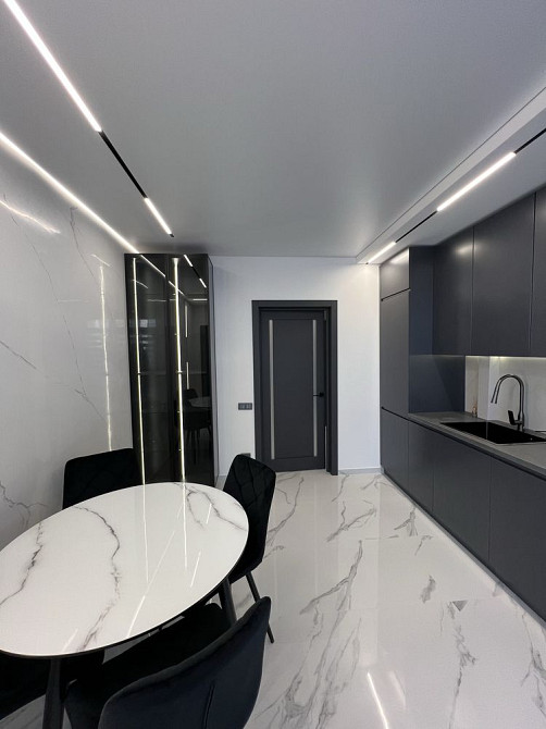 Шикарна 2 кімнатна квартира з балконом біля Озера Ивано-Франковск - изображение 3