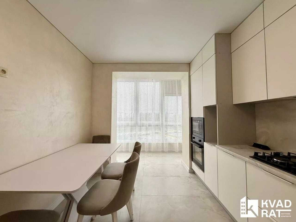 Двокімнатна з меблями та технікою в центрі міста Ивано-Франковск - изображение 5