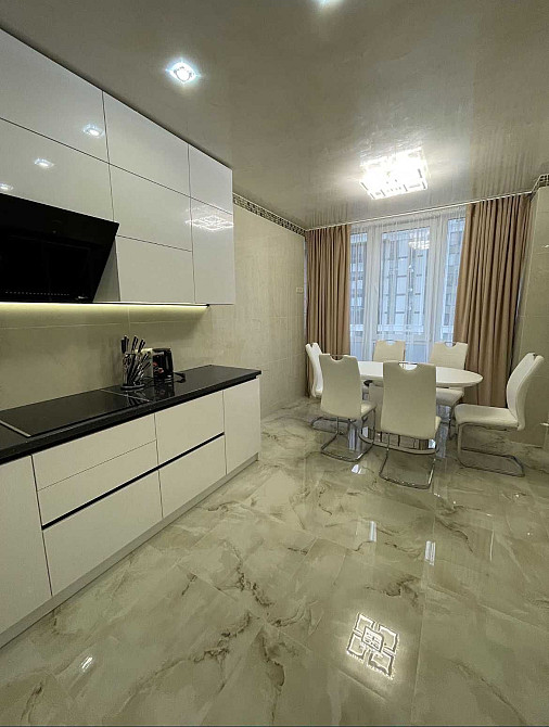 ЖК ЦЕНТРАЛЬНИЙ 2!Гарна ЄВРОТРИКІМНАТНА квартира з сучасним ремонтом Ирпень - изображение 4