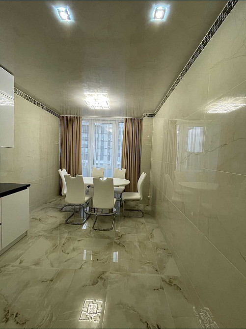 ЖК ЦЕНТРАЛЬНИЙ 2!Гарна ЄВРОТРИКІМНАТНА квартира з сучасним ремонтом Ирпень - изображение 3