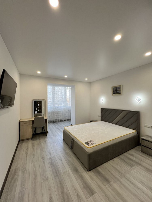 Стильна 3-кімнатна біля парку, повністю укомплектована Івано-Франківськ - зображення 8