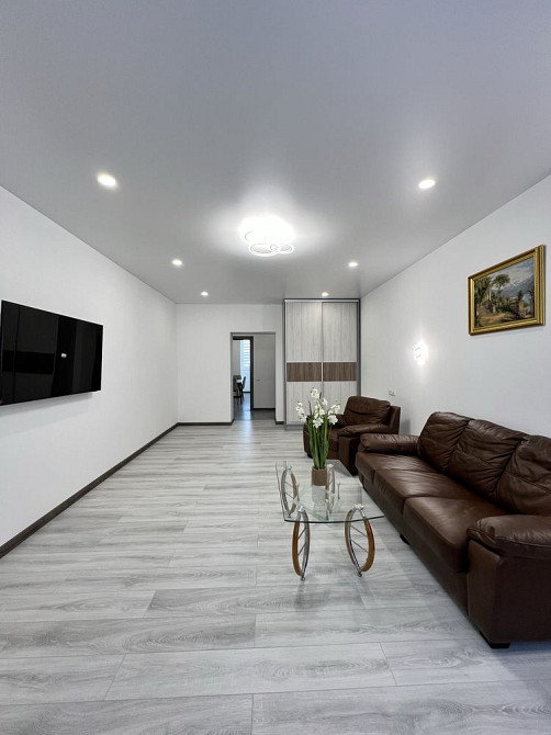 Стильна 3-кімнатна біля парку, повністю укомплектована Івано-Франківськ - зображення 1