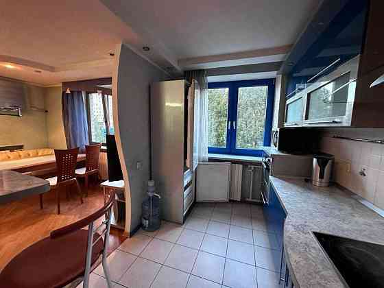 Сдам 4к квартиру центр Поля Кирова Днепр