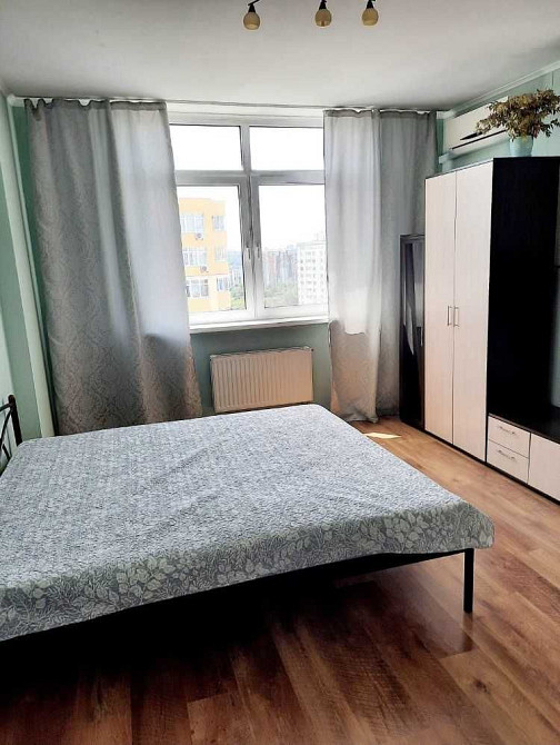 1к видова 52м з ремонтом Паркові Озера Воскресенська 16в Є генератор Київ - зображення 1