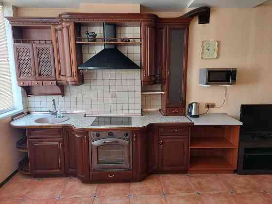 Оренда однокімнатної квартири Клінічна 23-25, 57 метрів, 8 повкрх Киев