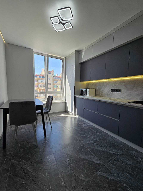 ПЕРША ЗДАЧА! СУЧАСНА 2х НОВОБУДОВА в р-ні центру, 2 кондиціонери! Черновцы - изображение 3