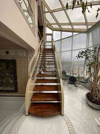 АКТУАЛЬНА оренда дворівнева квартира Володимирська 49а ЦЕНТР відео Киев