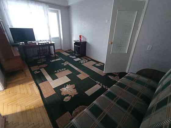 Добротная 2 х комнатная ул. Победы Вознесеновский район Запоріжжя