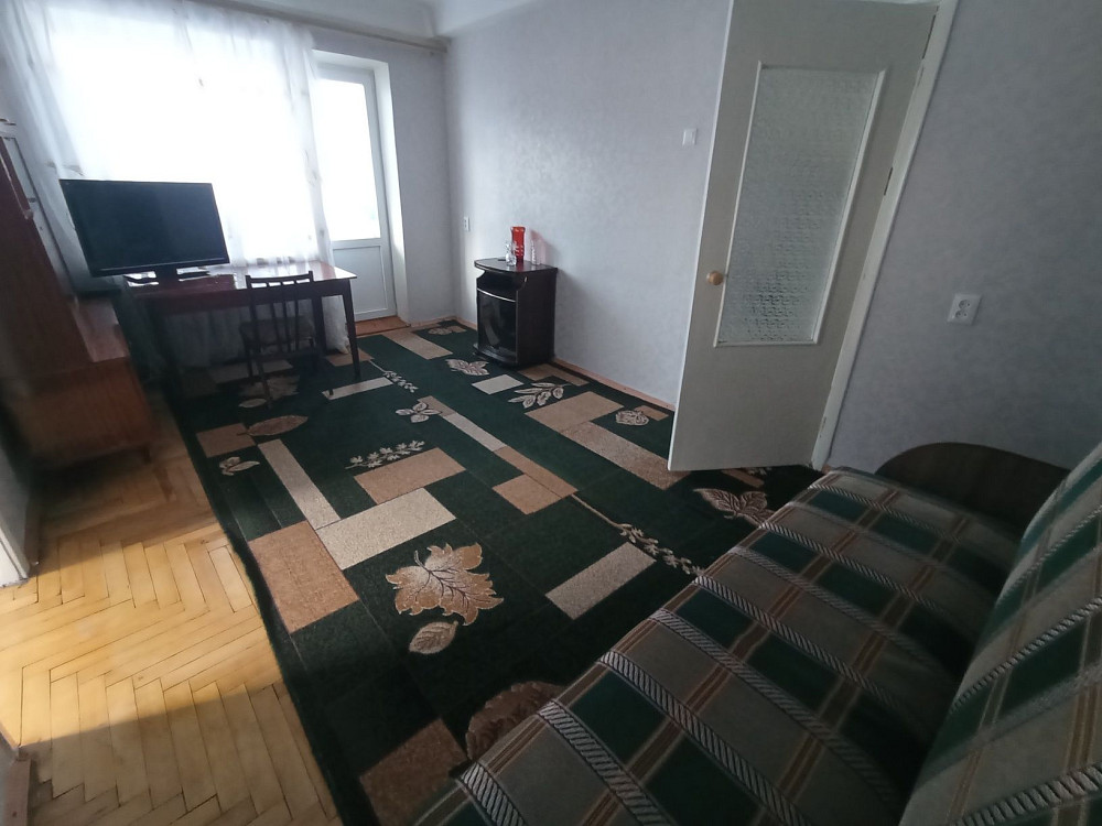 Добротная 2 х комнатная ул. Победы Вознесеновский район Запорожье - изображение 2