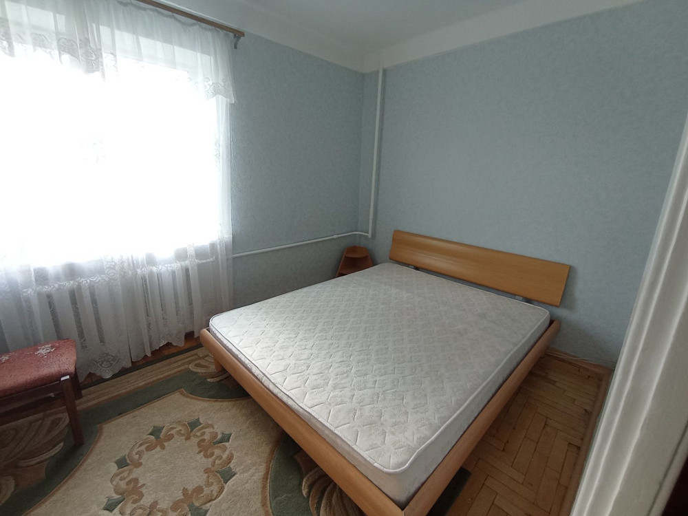 Добротная 2 х комнатная ул. Победы Вознесеновский район Запорожье - изображение 1