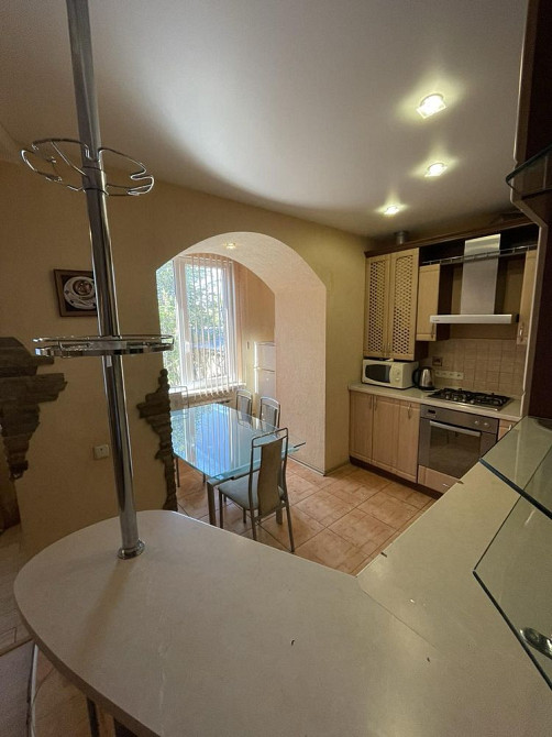 Аренда шикарной 3к Сталинки в Центре города ,с автономным отоплением! Слов`янськ - зображення 4