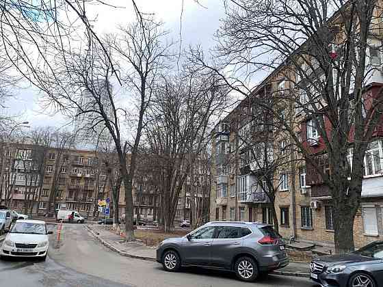 Печерськ Центр 3к 75м з офісним ремонтом. Печерський узвіз 18 Киев