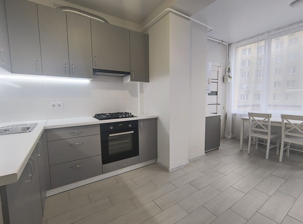 З терасою! 1 кімнатна з кладовкою в ЖК Софія, Софиевская Борщаговка - изображение 1