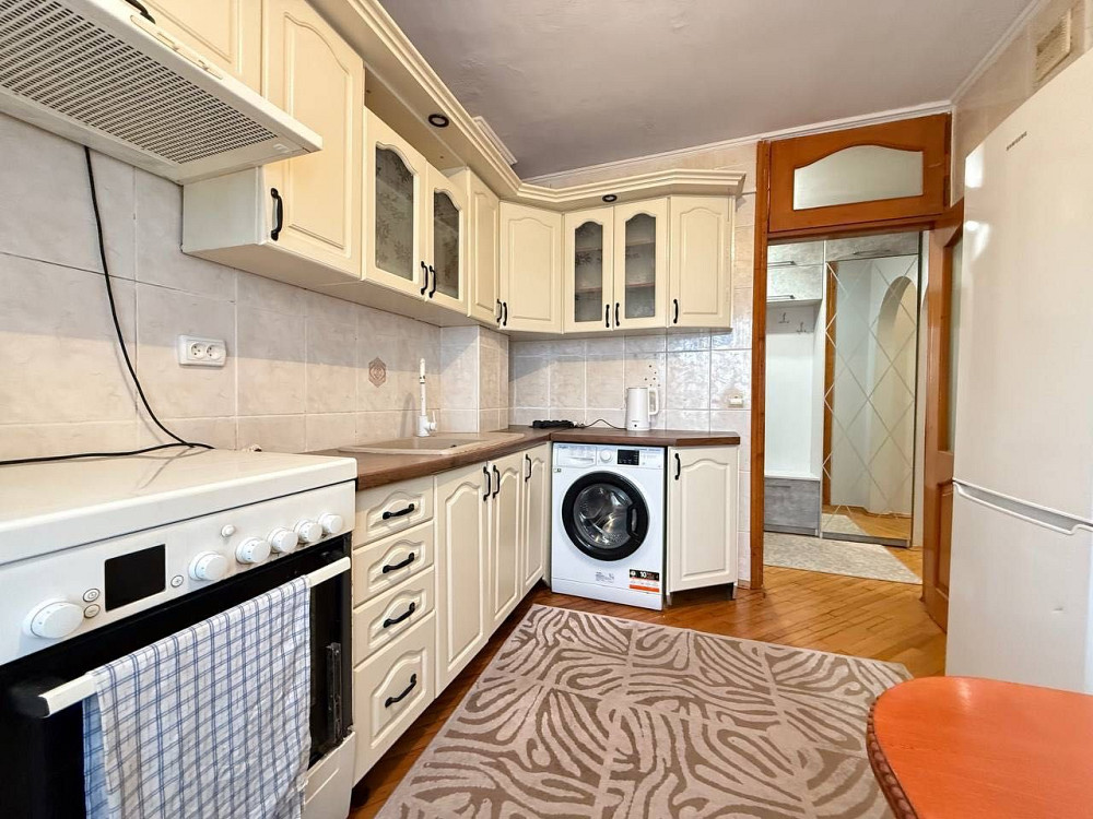 ЗДАМ в оренду 3 кім квартиру вул. Стуса Ивано-Франковск - изображение 1