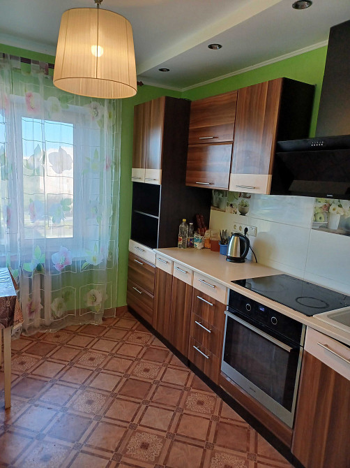 Аренда 2 комн. квартиры в кирпичном доме Украинка - изображение 1