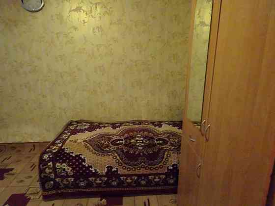 Бажана, 1к хорошая квартира, метро Харьковская Дарницкий Киев