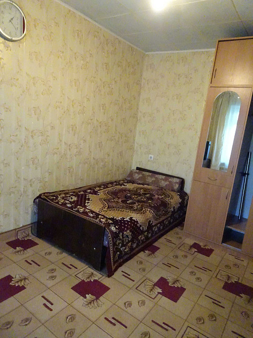 Бажана, 1к хорошая квартира, метро Харьковская Дарницкий Киев - изображение 1