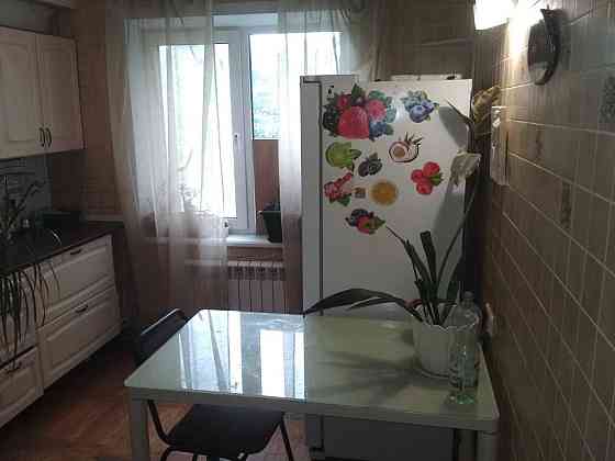 Сдам 3-комн кв на ж/м Тополь-1 Днепр