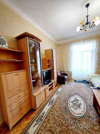 Здам 2к. сталінку на Дмитра Яворницького. NS Днепр