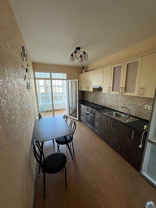 Затишна квартира в центрі міста вул Мельника 10 Ивано-Франковск - изображение 1