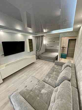 Сдам квартиру Незалежности Титова 18Б. Поля. Днепр