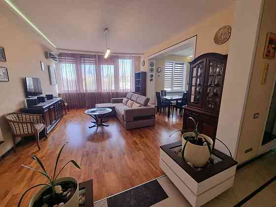 без комісії здам 3 кім. кв. вул Підвисоцького 6 в Киев