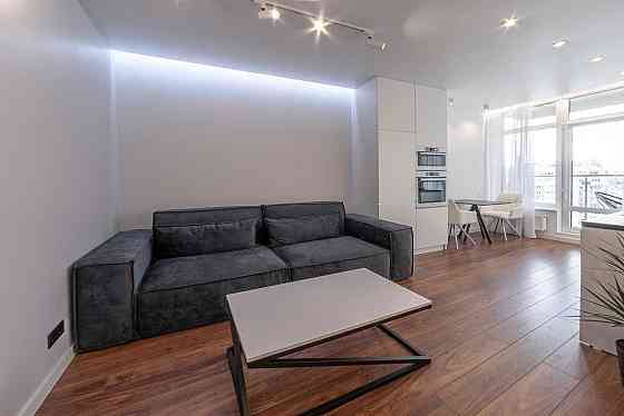 Сдам дизайнерскую 2-комнатную квартиру с панорамным видом на закат Одесса