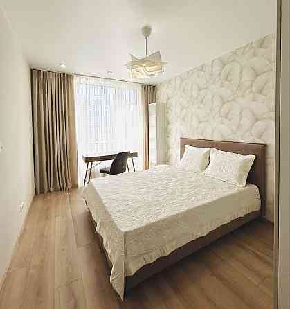 Варшавський Плюс 1 -кімнатна, метро Нивки. Перша здача євродвушки Киев