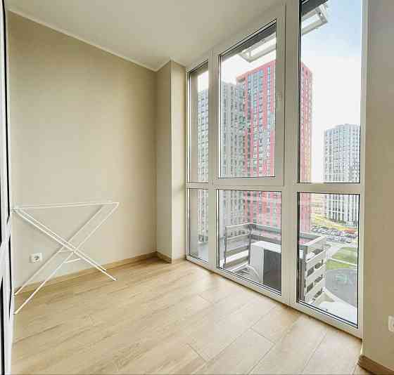 Варшавський Плюс 1 -кімнатна, метро Нивки. Перша здача євродвушки Киев