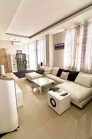 Софіївська вулиця 12. Золоті Ворота, Майдан Незалежності, центр. Киев