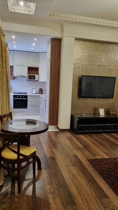 БЕЗ % Оренда 2 кімн.кв-студіо, вул Лютеранська 13, м.Хрещатик. Киев - изображение 1