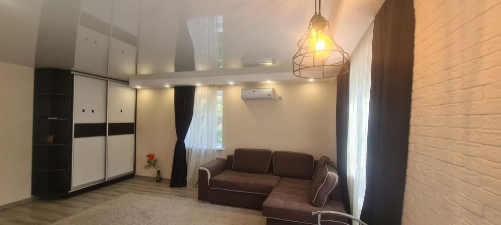 Сучасна квартира в Центрі міста . Херсон - изображение 1