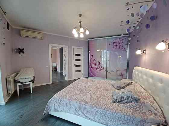 Здається простора 2х км в самому центрі!!! Ивано-Франковск