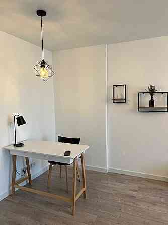 Оренда 2-кімн сучасної квартири в енергонезалежному будинку біля парку Киев