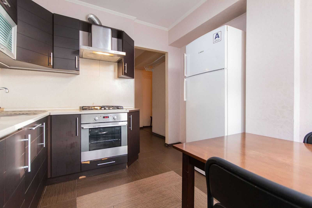 Здам в довгострокову оренду 3 кімн. квартиру вул Володимирська 51/53 Киев - изображение 8