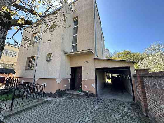 Оренда 3к квартири з власним садом  вул. Ольжича біля Погулянки Львов