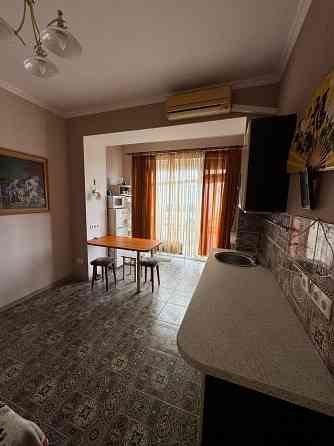 Від власника. Продаж квартири біля моря, закритий комплекс, охорона. Одеса