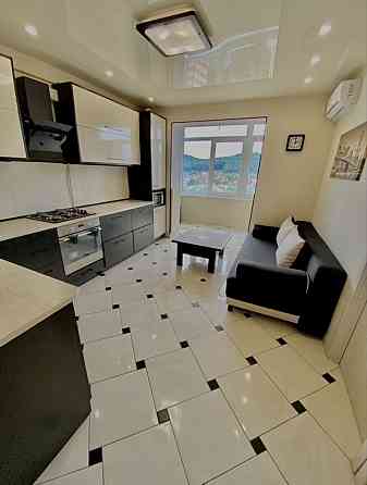 Продаж 2-кімнатної квартири з ГАРАЖЕМ (Винники, вул.Винна Гора) Винники