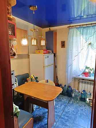 Продам 1 кімнатну квартиру з АО і ремонтом. Кам`янське (Запорізька обл.)