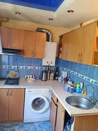 Продам 1 кімнатну квартиру з АО і ремонтом. Кам`янське (Запорізька обл.)