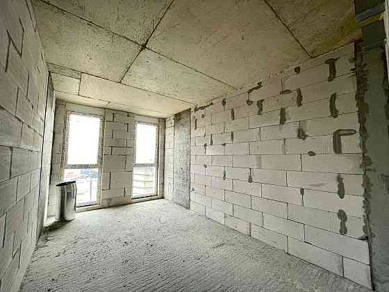 Продаж однокімнатної квартири +  кухня вітальня по вул. Новознеенська Львов