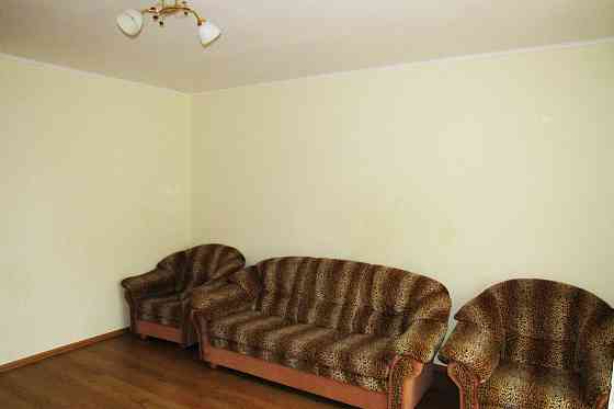 Продам ДВОХ ЧЕШКУ, КОМАРОВА (Скальда), ПАРК ЖОВТНЕВИЙ, меблі! техніка! Черновцы